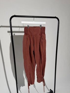 Free people Billie pants red size small